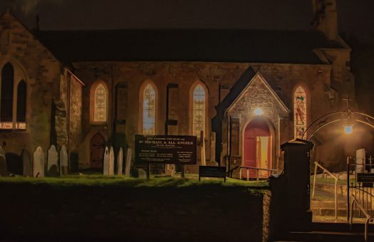 church-at-night–fin church-at-night--fin